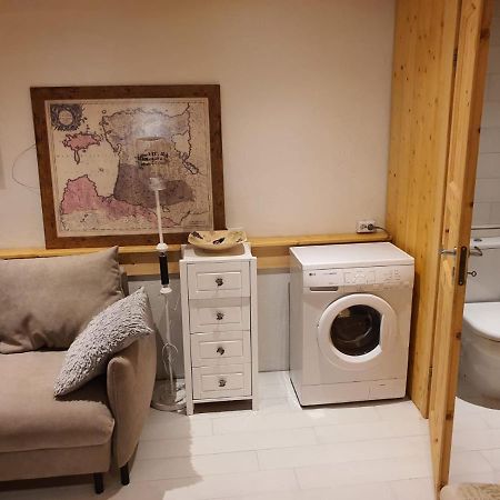 City Center Basement Studio ทาลลินน์ ภายนอก รูปภาพ